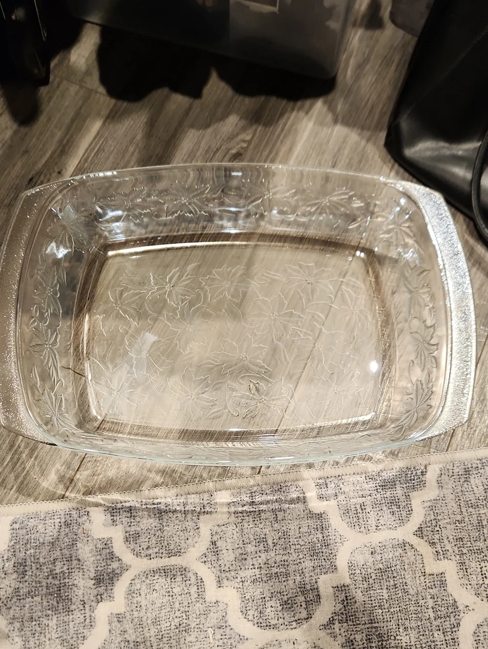 EUC Princess House Clear Fantasia Etched Glass Lg. Casserole Dish